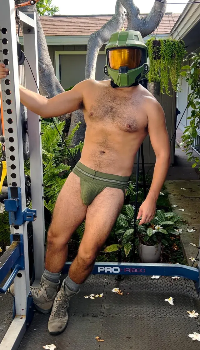 Master Chiefs workout suit