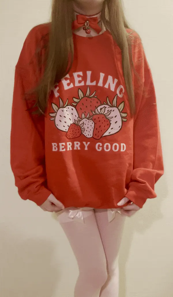 Hidden simple karada might be my new favorite outfit 🍓 