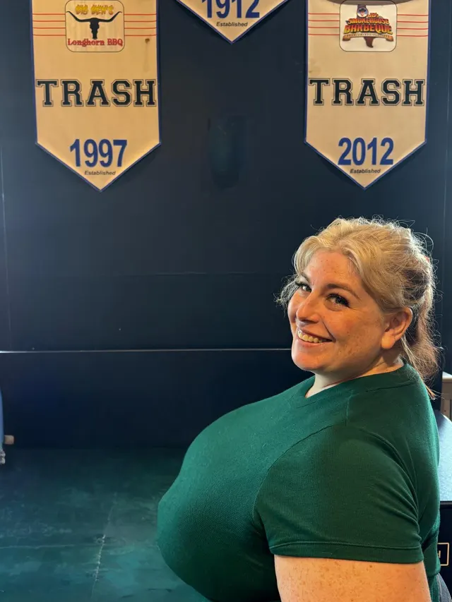 It’s me, I’m trash 😌
