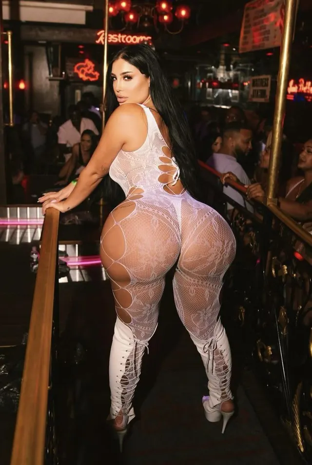 Backshots must be tremendous