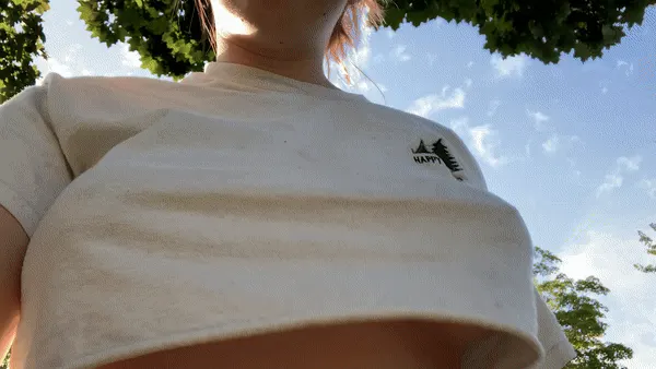 (F) Starting to get riskier on my walks after smoking 😚