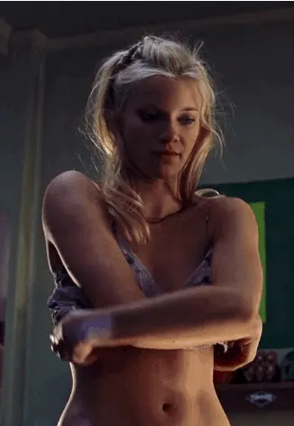 Amy Smart - Road Trip