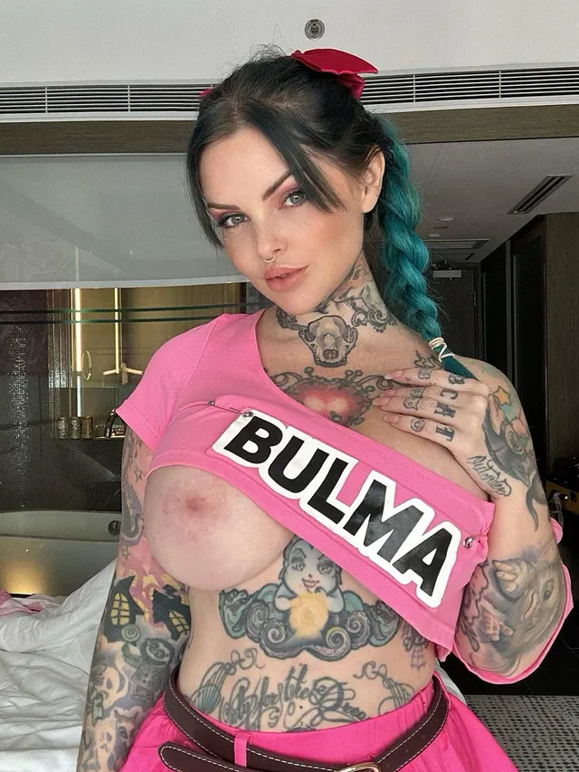 Hottest woman on earth! 