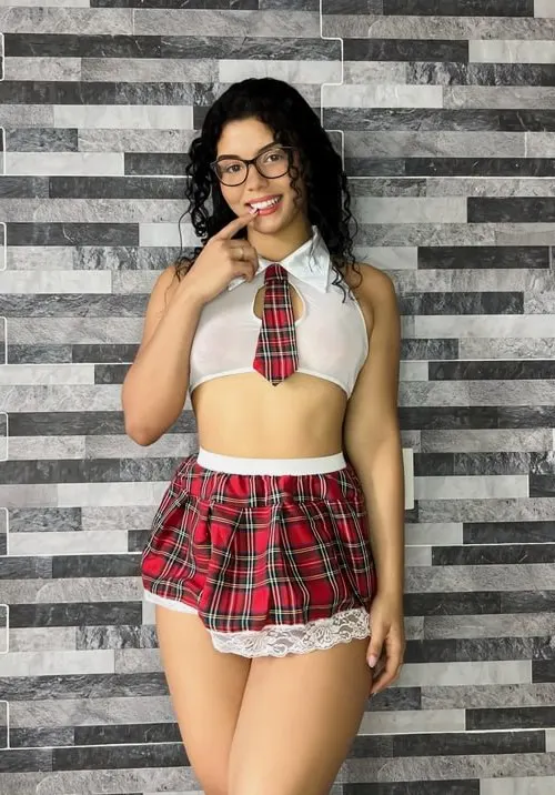 In my school they don't think I'm curvy enough, think you can homeschool me instead daddy?