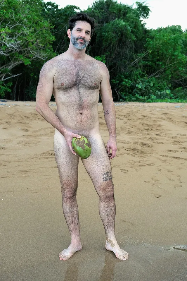 Taken shortly before the cops rolled up at what I THOUGHT was a nude beach 😅