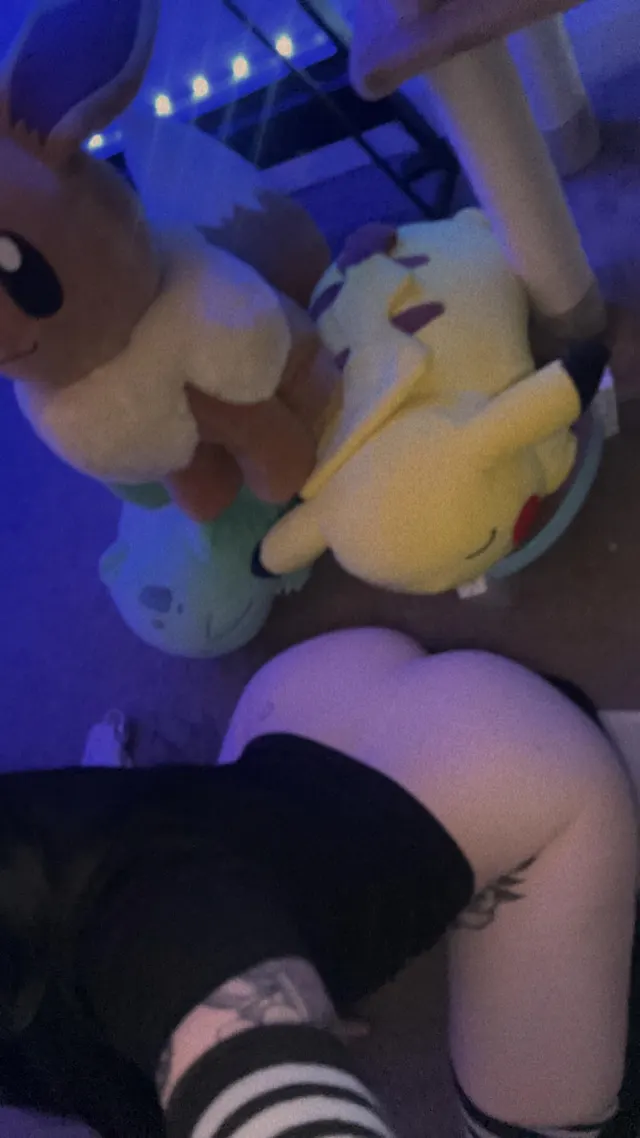 say hi if youd play with me on snap ;)