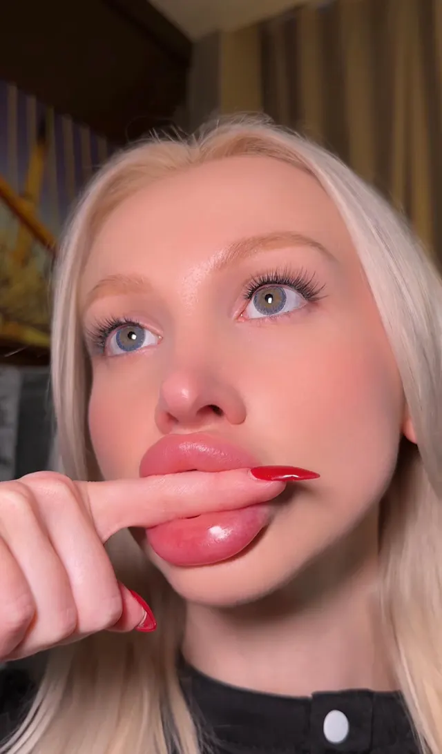 Do you like how big my lips are?