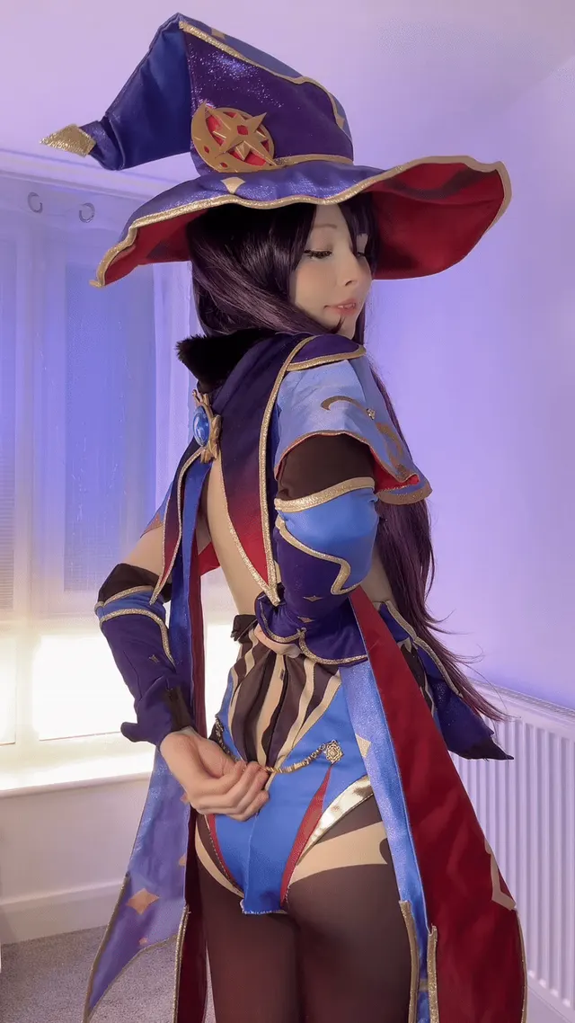 Mona from Genshin Impact by SushiBunniii