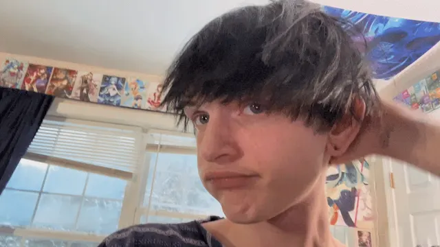 hey dude, wanna come replace my buttplug ?😁