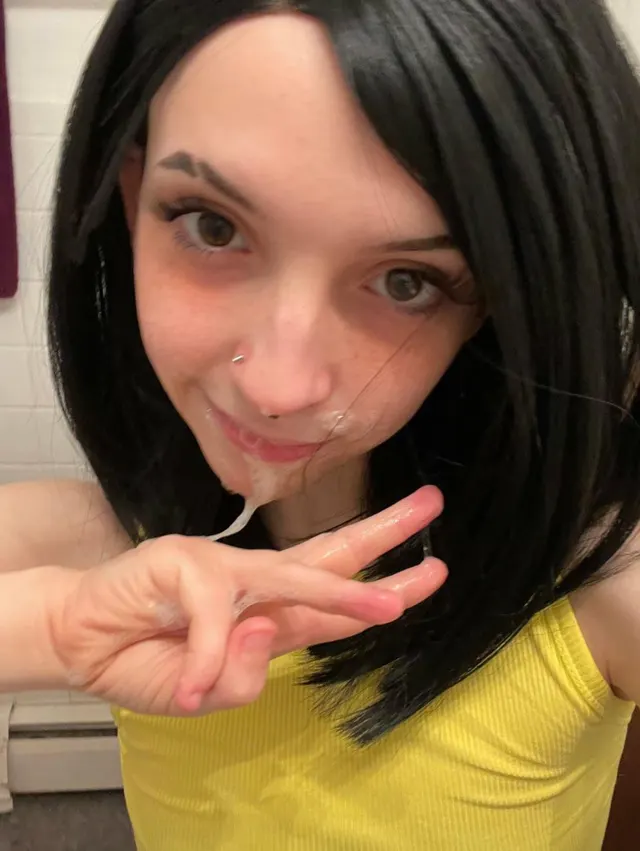 Say ‘yes’ if you have a big spit fetish <3