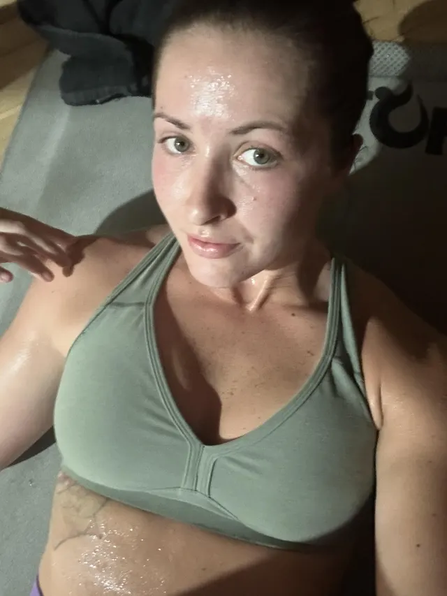 I love sweating for you 🥵