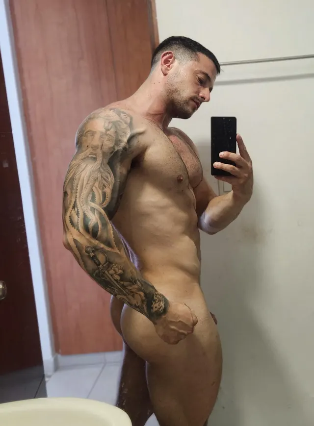 Whats better than a muscle butt ?