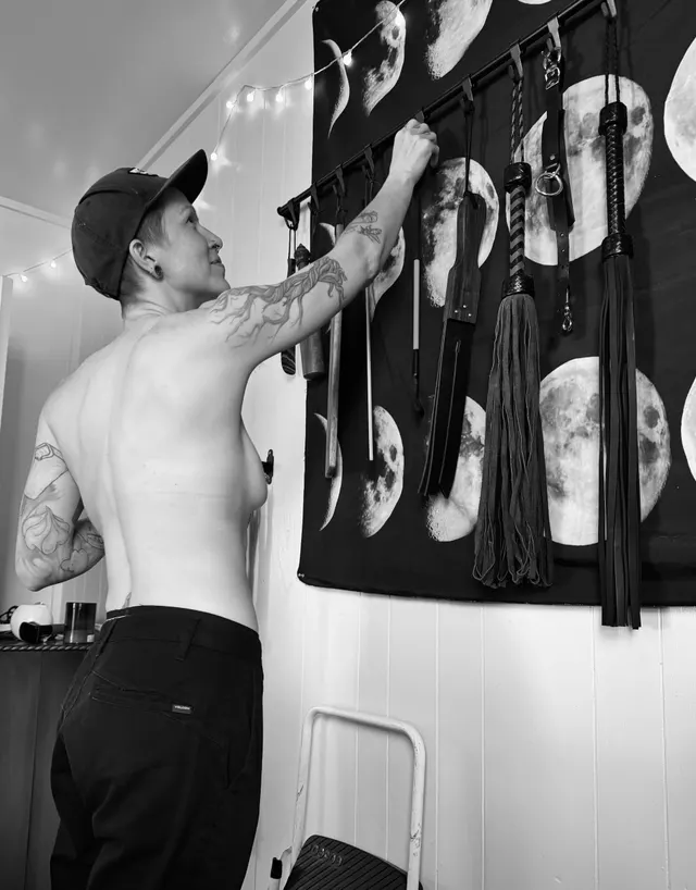 Hot topless butch at your service