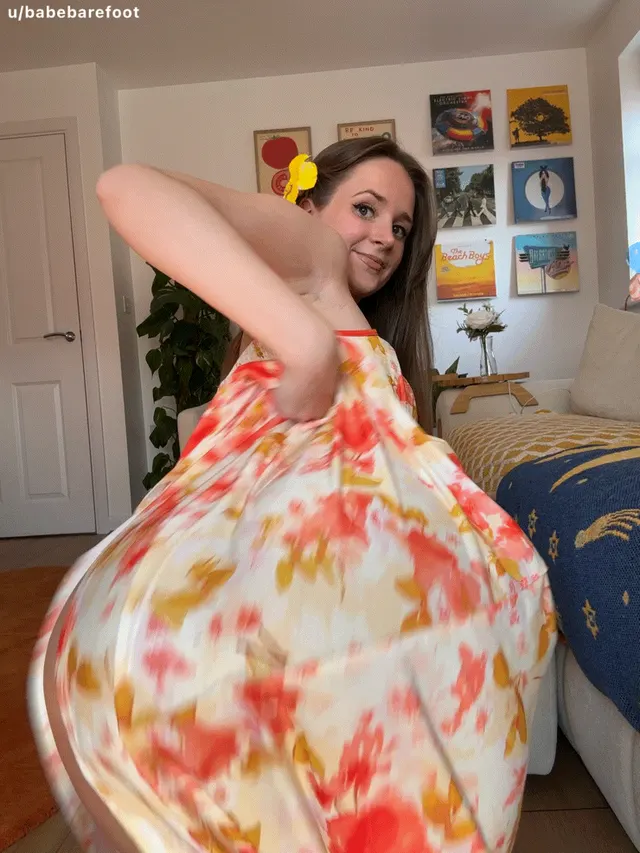 Sundress season has arrived and I’m loving every second of it [F]