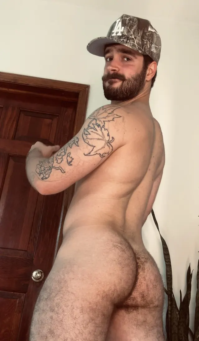 Gaymer booty hits different