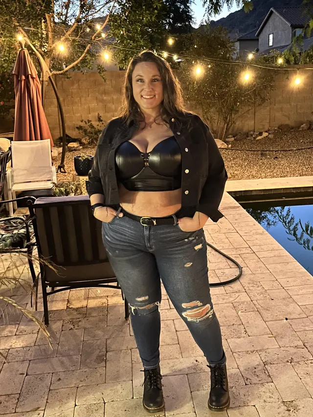 Gonna make some waves lookin like this