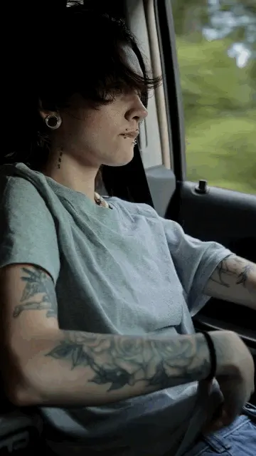 Distract me why don’t ya