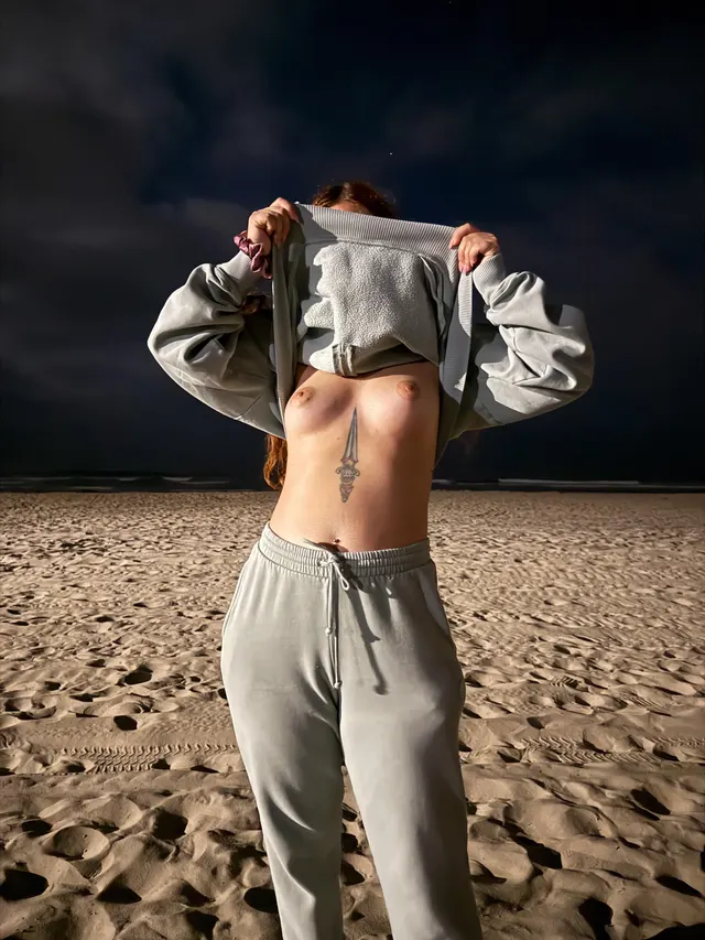 Late nite mission beach tits 😜