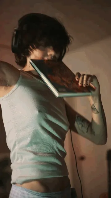 Music got me gettin into it