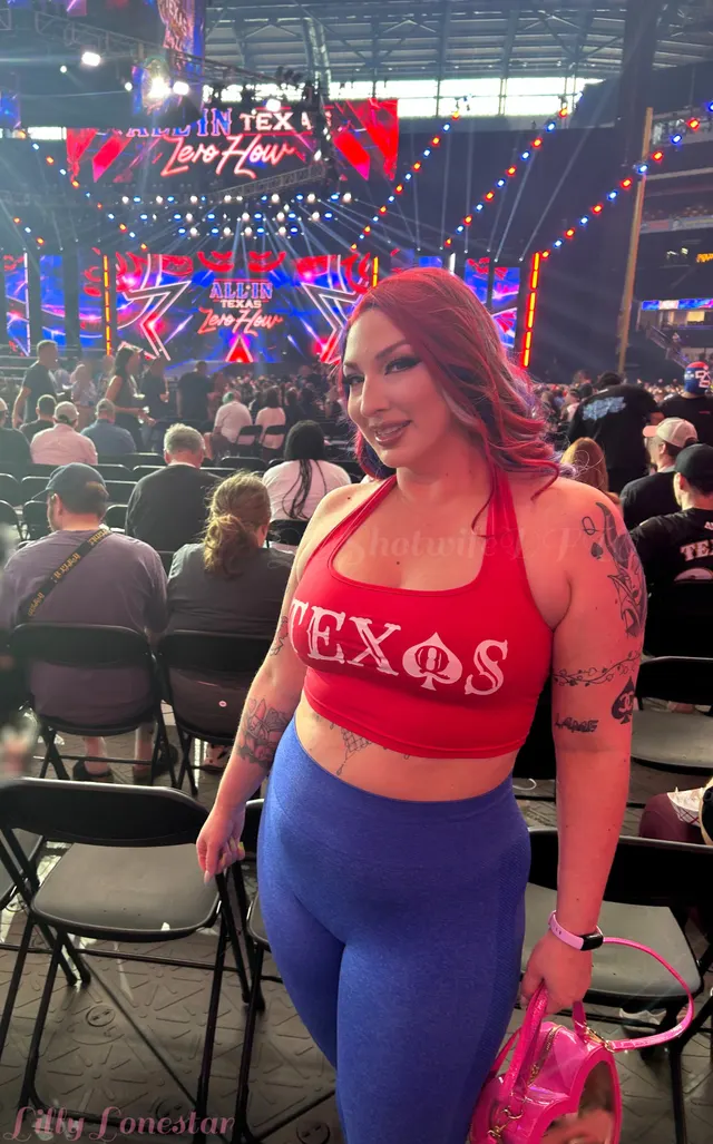 27,000 in attendance - I wonder how many people that saw me walking around knew I was a QOS?