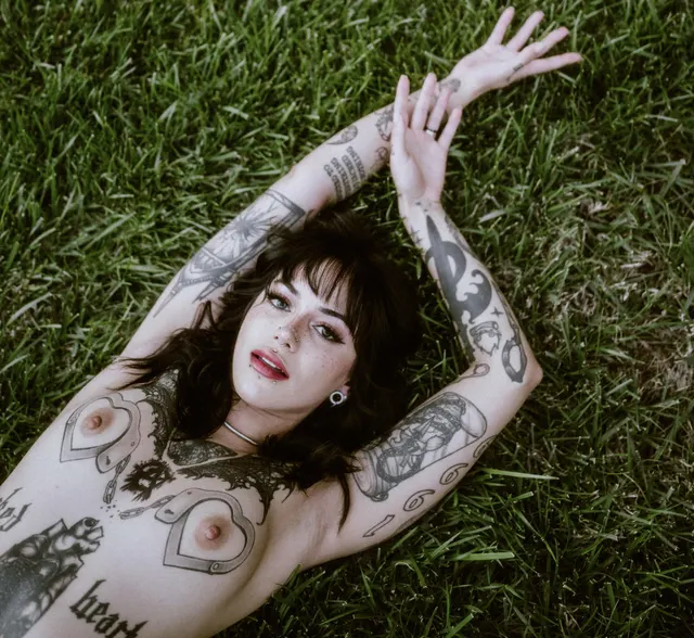 Titties So Bad They’re Under Arrest