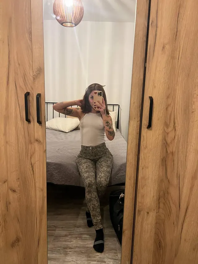 being 4’11 is the best