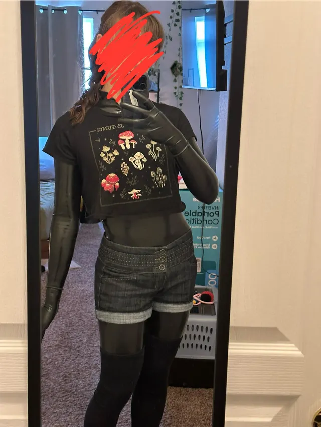 Super casual summer fit, perfect for hanging around the house :)