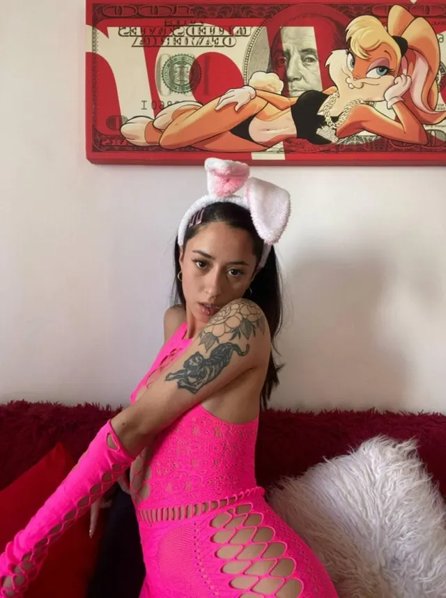 this bunny deserves ur attention