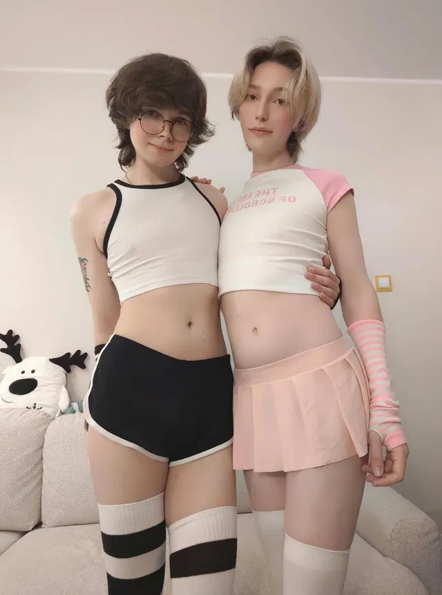 Femboy couple 💞