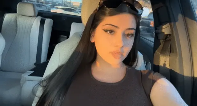 Only Latinas are brave enough to show their tits in a quick traffic [Reveal]
