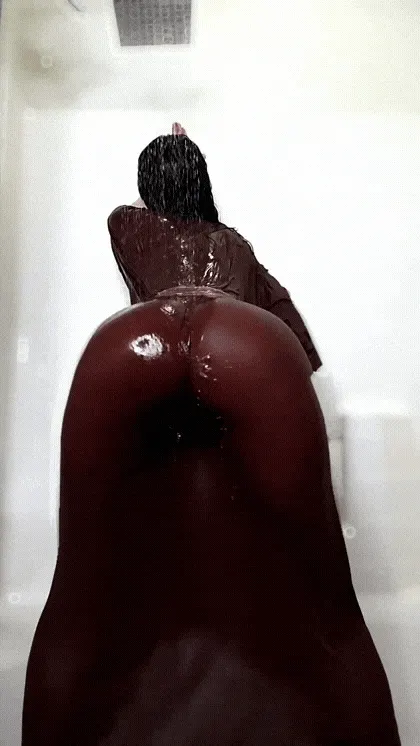 Sundress versus pawg twerking in the shower