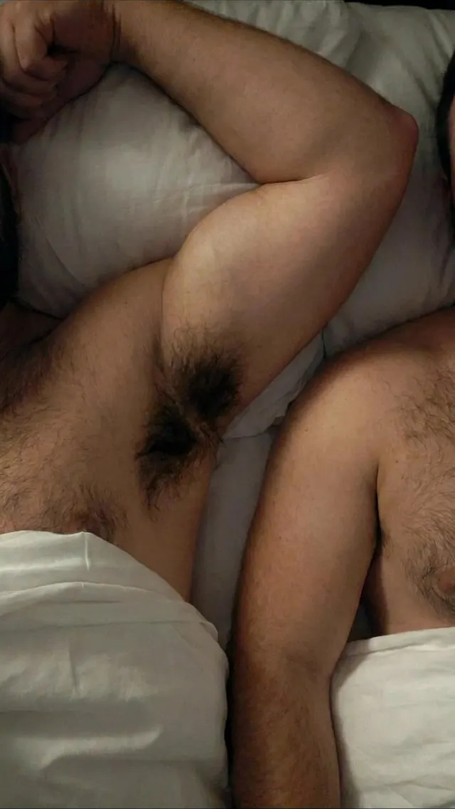 Home for Thanksgiving and had to share a bed with my bro after flying all day, no deodorant or shower.