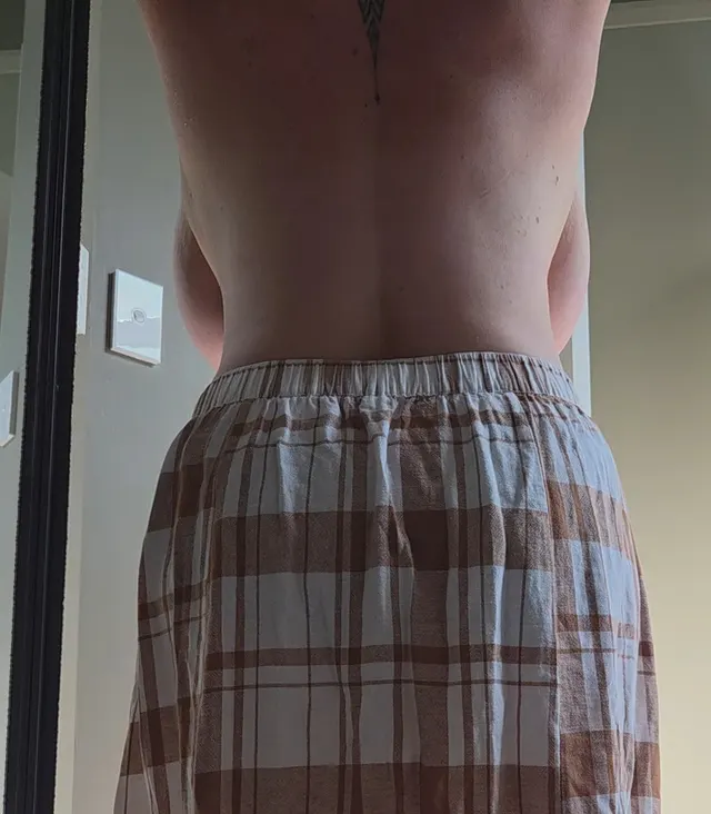 Watching a milf get dressed ✨️🙊😜