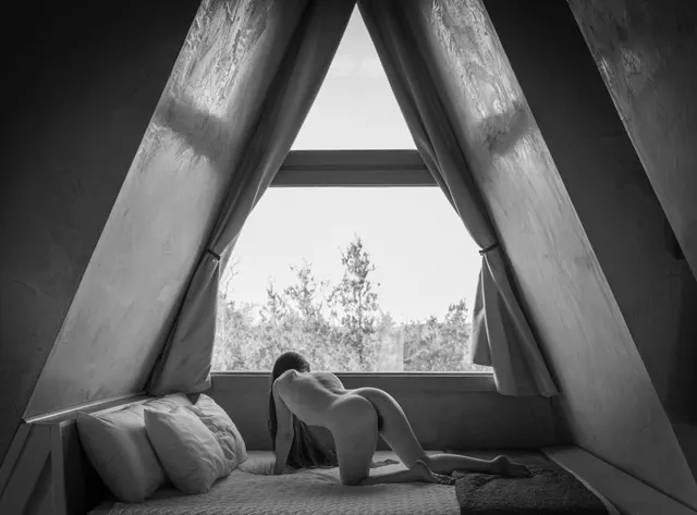 triangles are my favorite shape, three points where two [minds] meet (self shot)