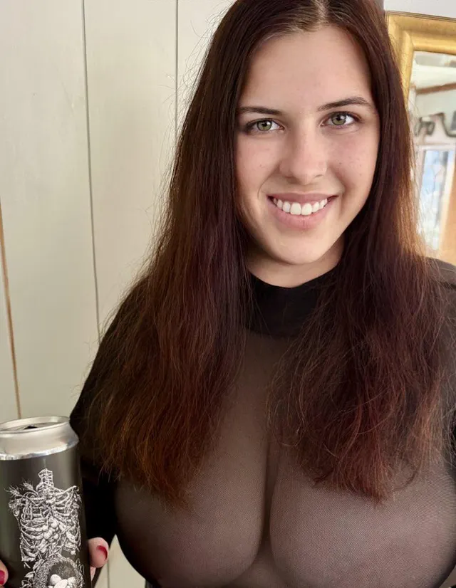 Enjoying a Freak Folk Bier DIPA for my birthday celebration 😁🍻