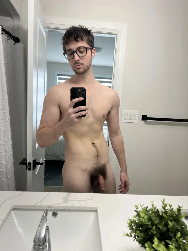 I forget what it looks like without pubes