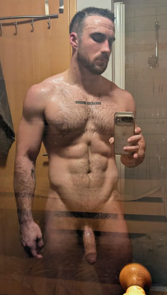 sweaty selfie after a nice sauna session (29)