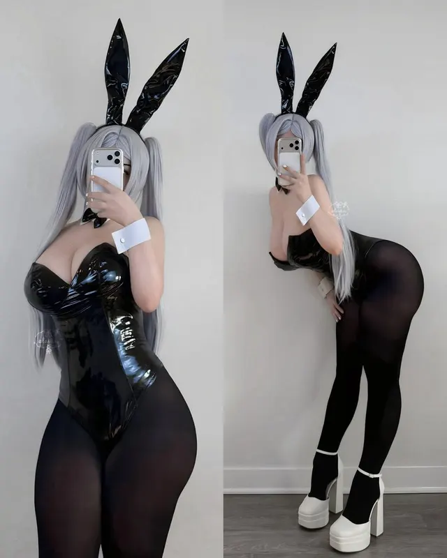 ur bunny girl here loves to bend a lot :3