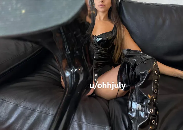 9 inch heels boots in ur mouth