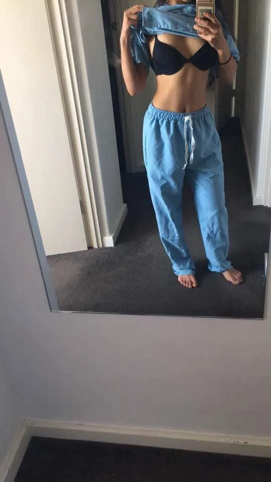 [F]inally verified, here’s a quick pic in my scrubs :)