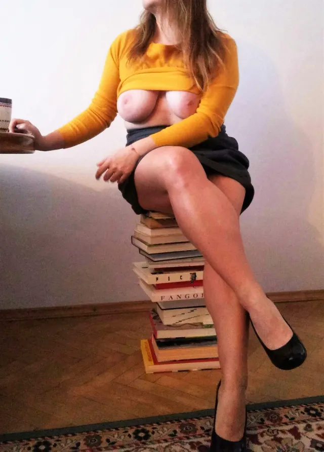 Sometimes I like to sit on my favorite things...[Theme]