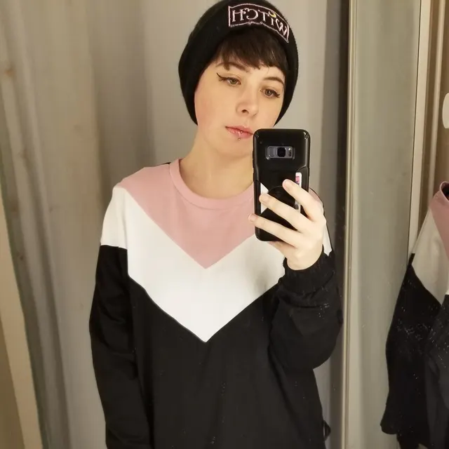 Everyone is so nice on here! If theres enough interest I might post a little treat for you ♡