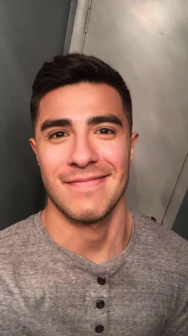 Hi guys! Anyone here play Smash Bros?