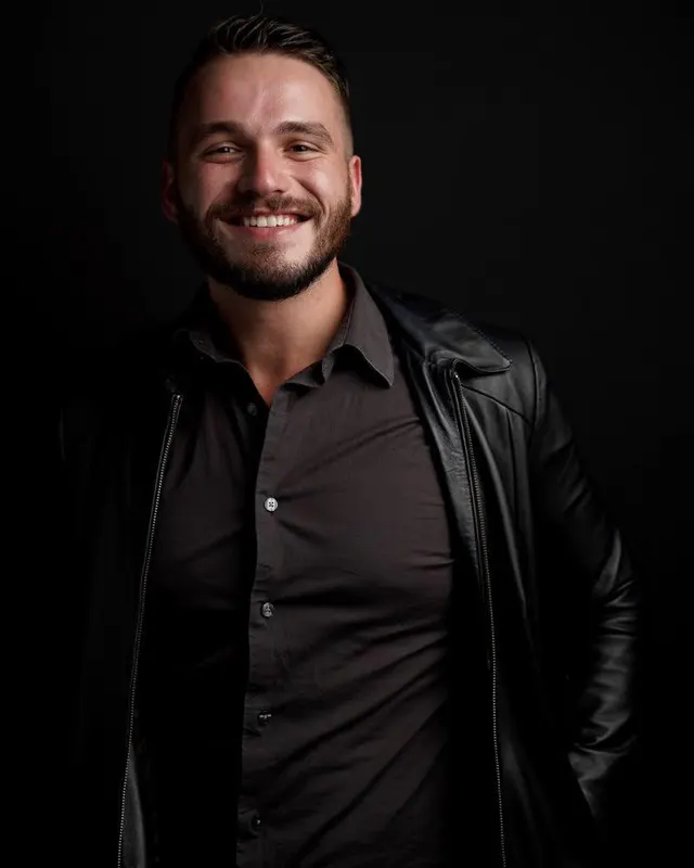 Got my first official headshot done.. *awkward pup smiles*