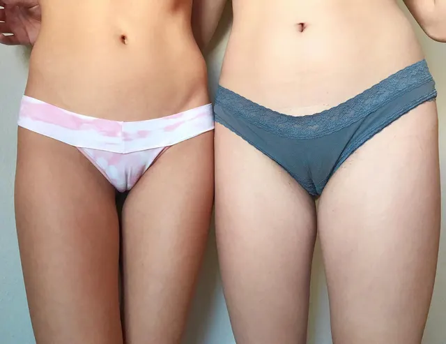 [F] It’s accurate to say my friend and I got wild this weekend... 😜 Enjoy the camel toe! 😍😘