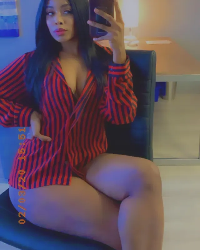Thick thighs