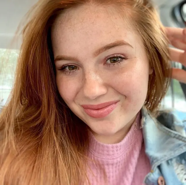 Heya! New to reddit and everything! But I wanted to introduce myself and say I love this community 💕💕