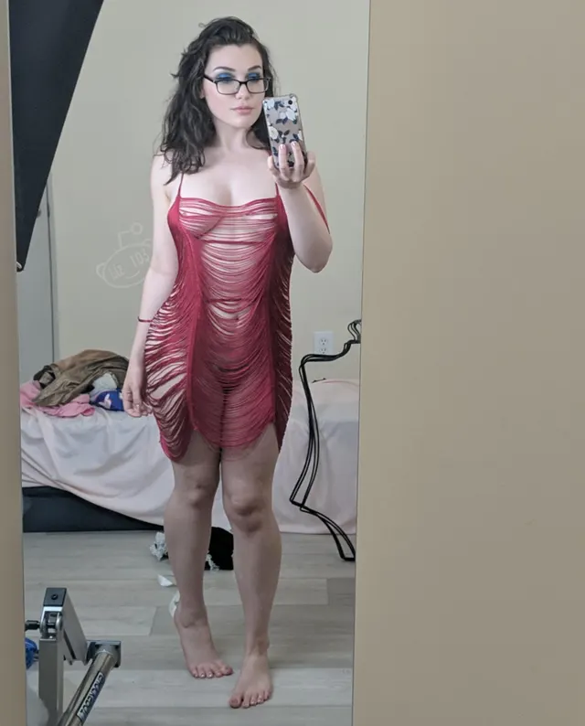 Full body pic showcasing my paleness (OC)