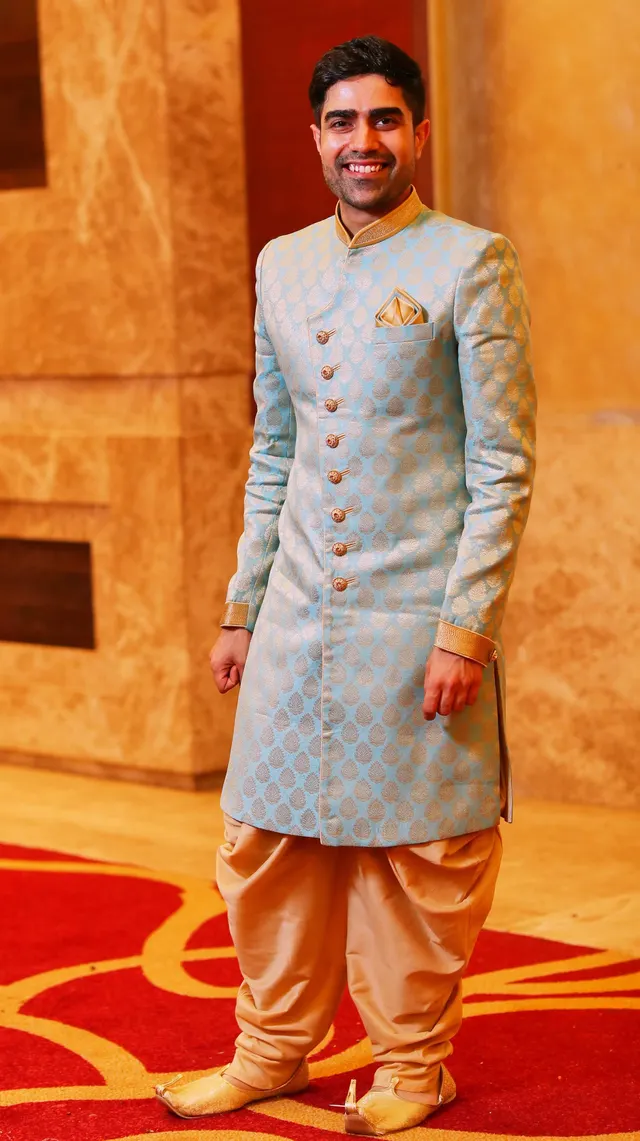 Trying some traditional attire 😉