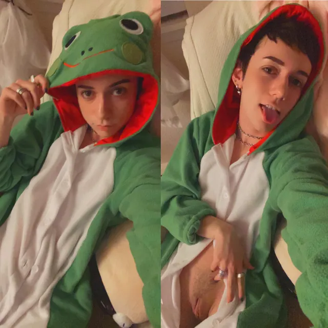 You wanna see my frussy (frog pussy)?